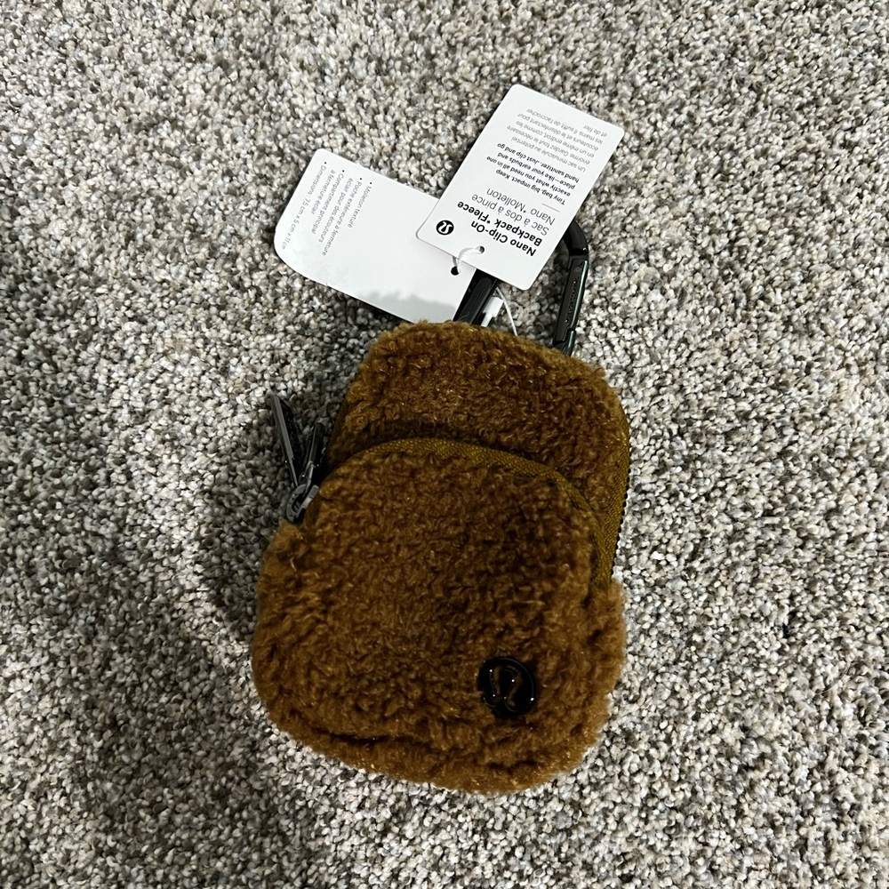 Lululemon Nano Clip-on Fleece Backpack in Burnt Caramel NWT
